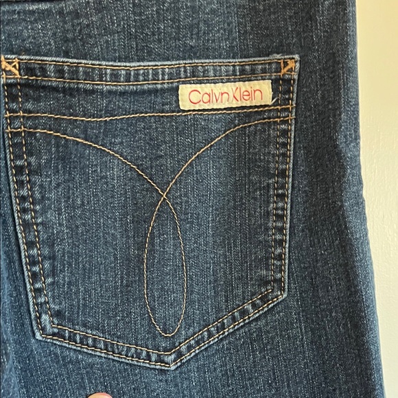 10 | Calvin Klein Blue Jeans - Picture 3 of 7